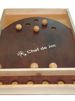 Jocul Echilibile văzut lateral – bile din lemn și platformă înclinabilă marca Chef de Joc